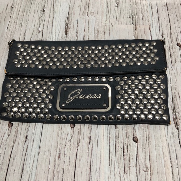✨FINAL SALE✨ Guess Leather Blue Studded Clutch - Picture 3 of 15